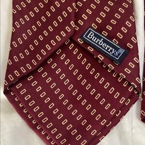 Burberry |  Maroon Cream Geometric Tie - 100% Silk